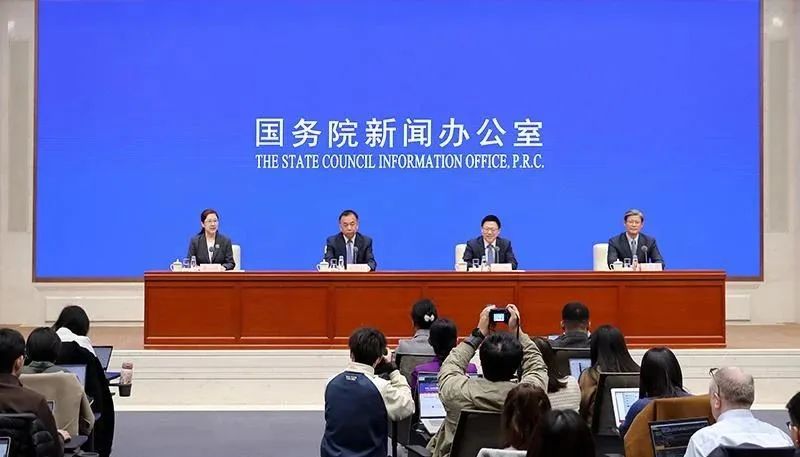 三部門(mén)談近期投資、財(cái)政、金融等政策情況，信息量很大→